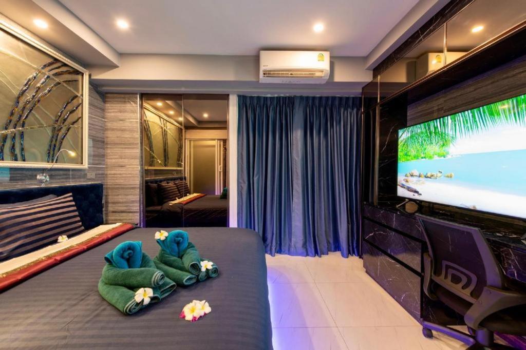 The Globe Hotel, Bar & Restaurant Pattaya Ngoại thất bức ảnh