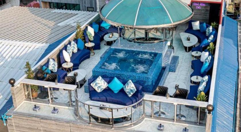 The Globe Hotel, Bar & Restaurant Pattaya Ngoại thất bức ảnh